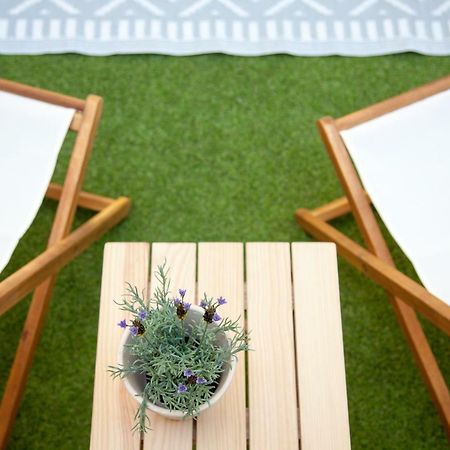 Renovated Apart With Private Courtyard, By Timecooler Lisbon Luaran gambar