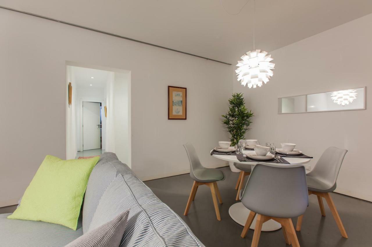 Renovated Apart With Private Courtyard, By Timecooler Lisbon Luaran gambar