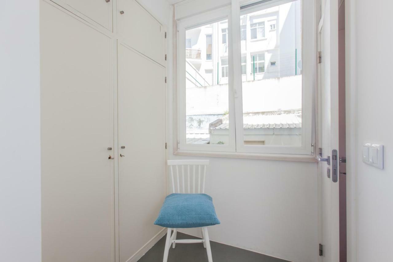 Renovated Apart With Private Courtyard, By Timecooler Lisbon Luaran gambar