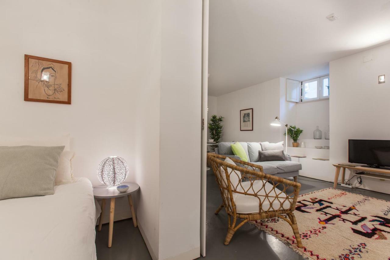 Renovated Apart With Private Courtyard, By Timecooler Lisbon Luaran gambar